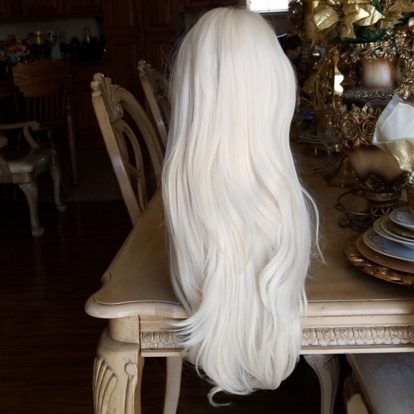 Platinum Bleach Blonde Lace Front Wig 22-24 inches - Picture 3 of 8